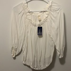 White off shoulder top size M